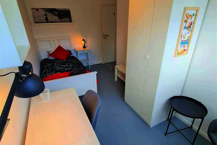 WG-Zimmer in Bonn 740,00 € 8 m²
