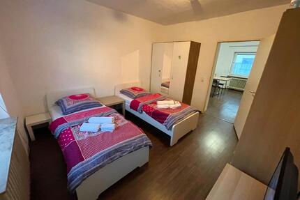 Monteurunterkunft 55 Zoll TV 1000er Mbit Internet Monteurzimmer - Schwandorf