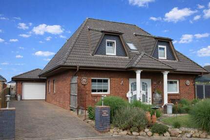 Neuer Preis ! Gepfleges EFH ( wie Neubau ) jedoch mit einem traumhaften Gartengundstück - Brunsbüttel