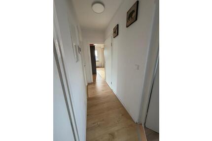 Hohenhameln Ortskern 2 Zimmer Dachgeschosswohnung