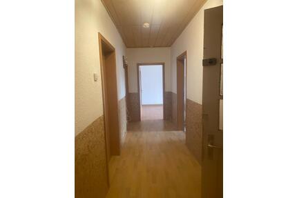 Wohnung im Herzen von Wasungen - 550,00&nbsp;EUR Kaltmiete, ca.&nbsp; 90,00&nbsp;m&sup2; in Wasungen (PLZ: 98634)