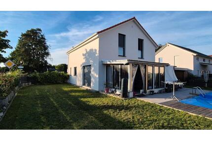 Familienfreundliches Einfamilienhaus mit Garten, Pool-GarchingAlz - Garching an der Alz