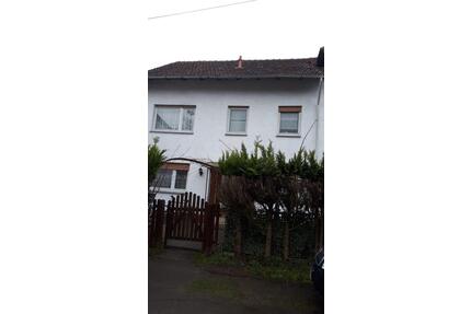 HAUS ZU VERMIETEN - 750,00&nbsp;EUR Kaltmiete, ca.&nbsp; 102,00&nbsp;m&sup2; in Gemünden (Wohra) (PLZ: 35285)