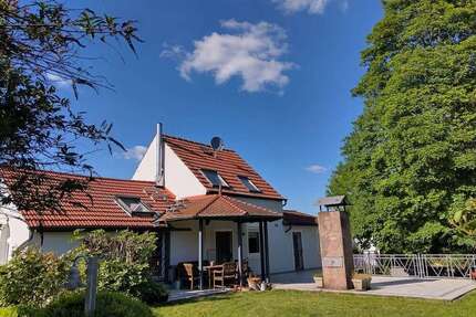 Haus zum Kaufen in Dittelsheim-Heßloch 495.000,00 € 195 m²