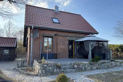 Haus zum Mieten in Büchen 800,00 € 90 m²