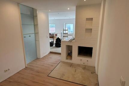 Renovierte WohnungPraxisBüro, 125qm im Herzen Landaus - Landau an der Isar