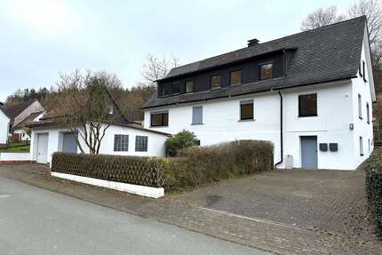 Haus zum Kaufen in Hatzfeld (Eder) 169.000,00 € 255 m²