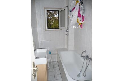 3 ZKB Nähe Krankenhaus ab Juni - 650,00&nbsp;EUR Kaltmiete, ca.&nbsp; 61,00&nbsp;m&sup2; in Kaiserslautern (PLZ: 67655) Betzenberg