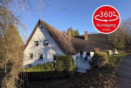 Haus zum Kaufen in Lügde 160.000,00 € 220 m²