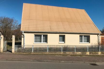 Haus zu verkaufen - 180.000,00&nbsp;EUR Kaufpreis, ca.&nbsp; 80,00&nbsp;m&sup2; in Samtens (PLZ: 18573)