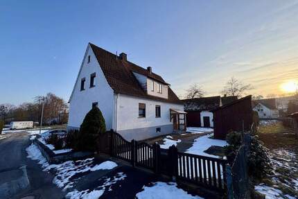 Klassisches Einfamilienhaus mit Raum für Ihre Wohnideen - Oberthulba Frankenbrunn