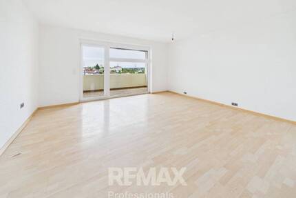 Attraktive 2-Zimmer-Wohnung im 7. OG - mit Aufzug! - Weinstadt Beutelsbach