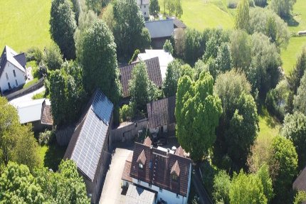 Historischer Bauernhof mit Dreiseithof und Stadel - Ebnath
