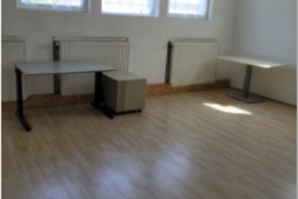 Büroraum mit Parkplatz - 500,00&nbsp;EUR Kaltmiete, ca.&nbsp; 8,50&nbsp;m&sup2; in Konstanz (PLZ: 78467) Konstanz-Fürstenberg