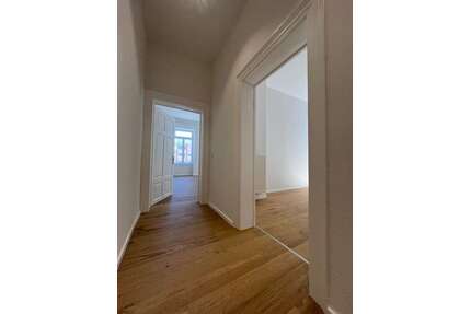 Wohnung zum Mieten in Wiesbaden 1.296,00 € 108 m²