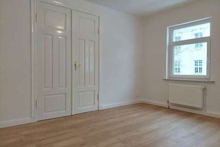 Wohnung zum Mieten in Schwerin 1.300,00 € 104 m²