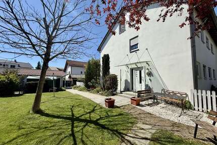 Haus zum Kaufen in Waldburg 540.000,00 € 241 m²