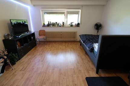 Wohnung zum Kaufen in Karlsruhe-Neureut 130.000,00 € 27.86 m²