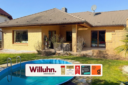 Toller Bungalow | Souterrain - Einliegerwohnung möglich | Pool | Kamin - Brandis