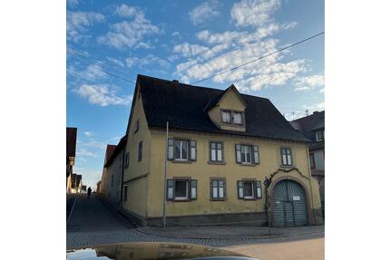 Bauernhaus mit Ökonomiegebäuden - Eichstetten am Kaiserstuhl