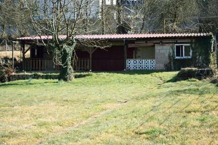 Geräumiges Zweifamilienhaus m. großem Gartengrundstück in Contwig - Zweibrücken