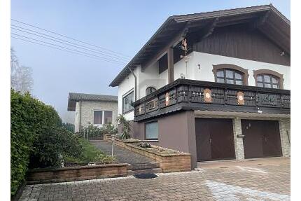 ALTERSGERECHT, POOL, TOP ZUSTAND, EFFIZIENT - Weiskirchen