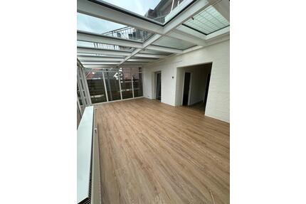 3 Zimmer Wohnung mit Terrasse und Parkplatz in Norderstedt - Henstedt-Ulzburg