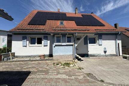 **WILLKOMMEN DAHEIM** - 800,00&nbsp;EUR Kaltmiete, ca.&nbsp; 100,00&nbsp;m&sup2;&nbsp;Wohnfl&auml;che in Burkardroth (PLZ: 97705) Zahlbach