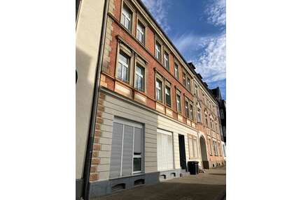 Haus zum Kaufen in Gelsenkirchen 350.000,00 € 460 m²