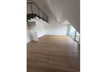 Wohnung zum Mieten in Krefeld 1.450,00 € 100.06 m²