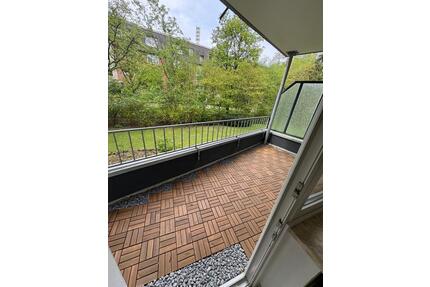 Möblierte 1,5-Zimmer-Wohnung mit Balkon in Hamburg-Langenhorn