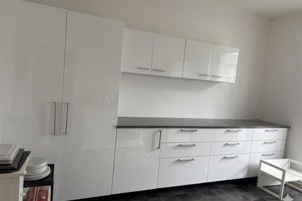 Besichtigungen heute!Nachmieter 4 Zimmerwohnung Nürnberg Südstadt