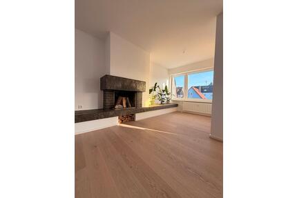 Exklusiv sanierte 3,5–4,5 Zimmer-Wohnung mit Kamin in Kornwes - Kornwestheim