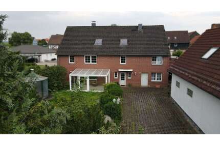 Haus zum Kaufen in Sibbesse 260.000,00 € 395 m²