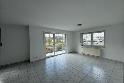 IK | Weilerbach: Komfortable 4-Zimmer-Wohnung in ruhiger, zentraler Lage