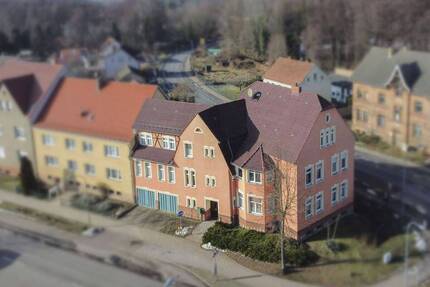 Attraktives MFH für Anleger: 4 WE, 2013 & 2021 modernisiert, attraktive und stabile Mieteinnahmen - Treuenbrietzen