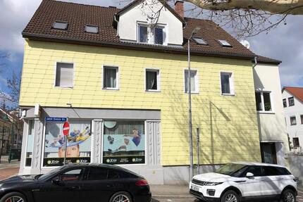 Mehrfamilienhaus mit Gewerbeeinheit - Villingen-Schwenningen