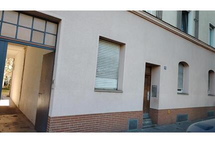 Attraktive 3-Zimmer-Wohnung mit Balkon - Nürnberger Süden
