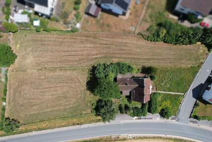 4.200 m² Baugrundstück mit Altbestand in Höxter-Ottbergen