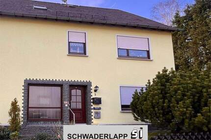 Aparte Doppelhaushälfte mit viel Platz für die Familie - Hattert