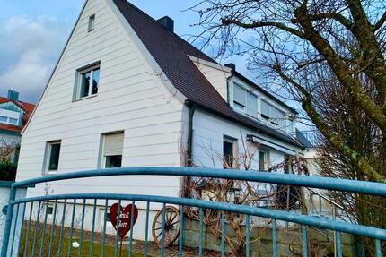 Einfamilienhaus mit zwei abgeschlossenen Wohneinheiten - Ingolstadt Münchener Straße
