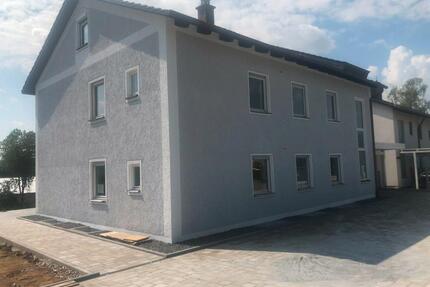 helle sehr schöne 4 Zimmer Wohnung , ruhige Lage - Simbach