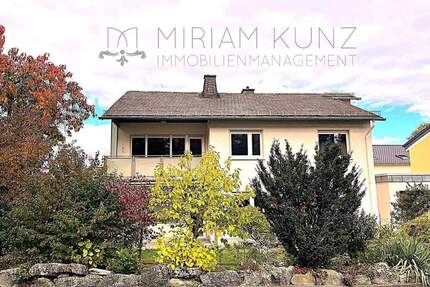 Reserviert! Familienhaus + Einliegerwohnung in Limburg Blumenrod