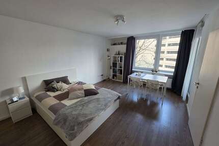 Wohnung zum Mieten in Frankfurt 680,00 € 32.5 m²