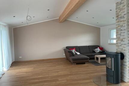 Moderne 4-Zimmer-Wohnung mit Balkon in Eichenzell - OT Büchenberg