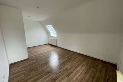 Wohnung zum Kaufen in Wilhelmshaven 55.000,00 € 48.78 m²