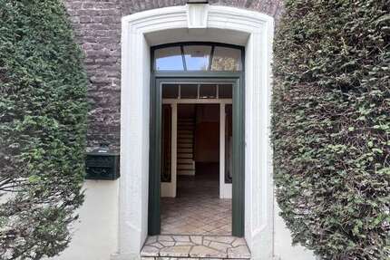 Wohnung zum Mieten in Duisburg 1.800,00 € 190 m²