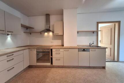 Ihr neues Zuhause mit Ausblick - 800,00&nbsp;EUR Kaltmiete, ca.&nbsp; 95,00&nbsp;m&sup2; in Küps (PLZ: 96328)