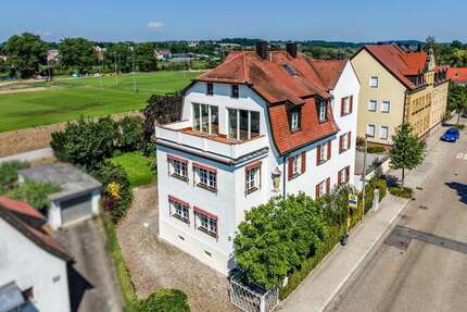 Haus zum Kaufen in Regensburg 1.600.000,00 € 295 m²
