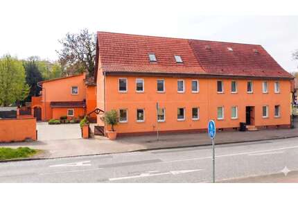 Haus zum Kaufen in Aschersleben 570.000,00 € 724.15 m²
